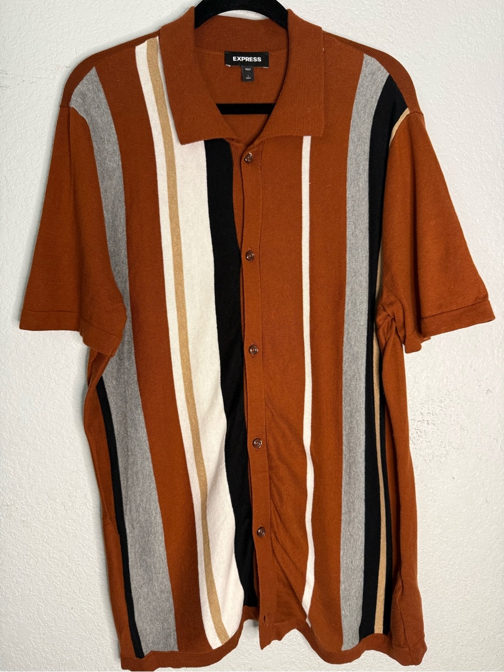 Express Men’s Rust Multi-Stripe Short-Sleeve Button-Up Shirt